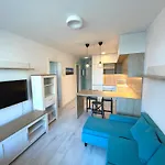Designer Near Old Town With Ac, Private Parking, Loggia Apartment Košice