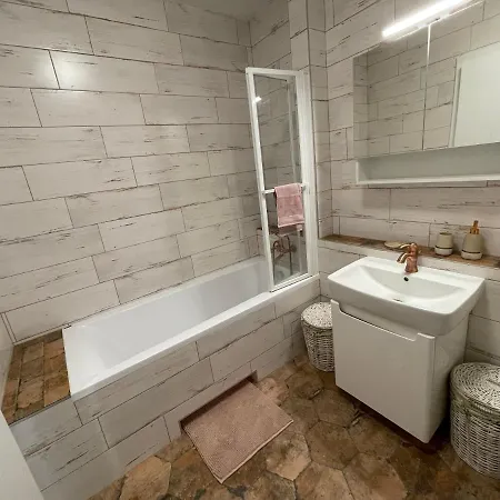 Modern And Quiet With Air Conditioning And Private Parking * Kosice