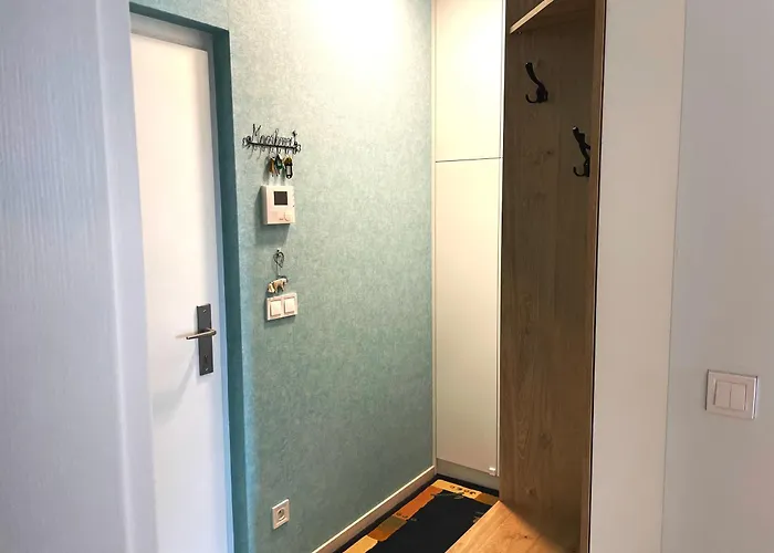 Appartement Designer Apt Near Old Town With Ac, Private Parking, Loggia Košice