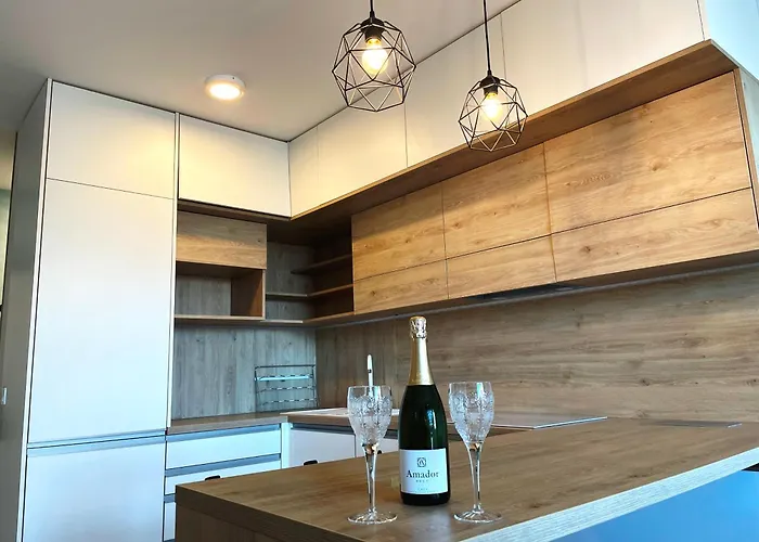 Appartement Designer Apt Near Old Town With Ac, Private Parking, Loggia Košice